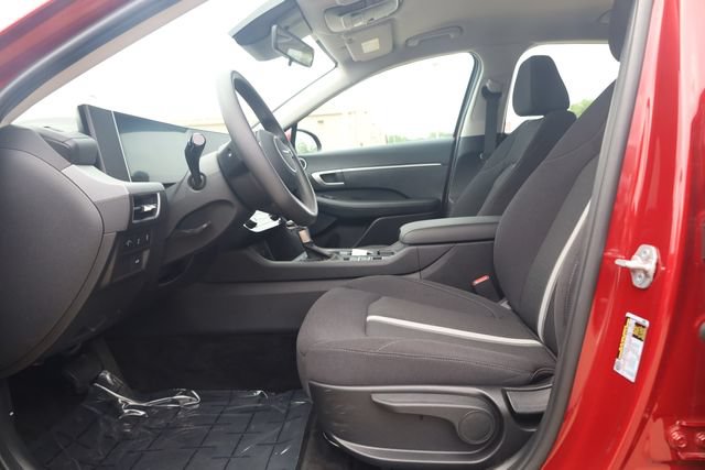 Certified 2025 Hyundai Sonata SE FWD image 13