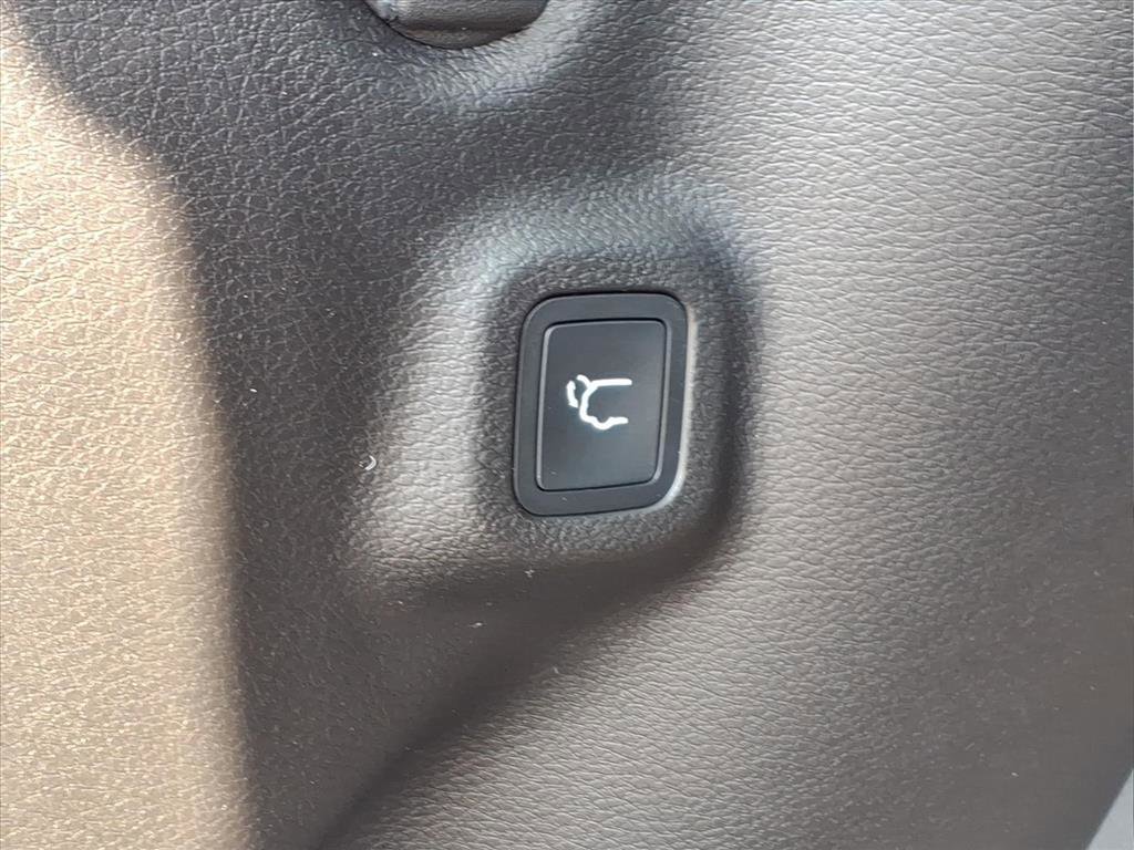 New 2026 Jeep Compass Latitude image 7