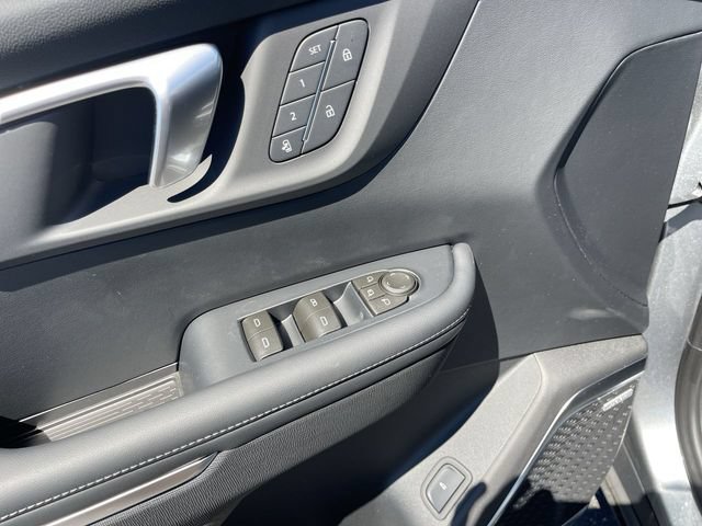 New 2026 Buick Enclave Preferred w/ Power Package AWD/4WD image 13
