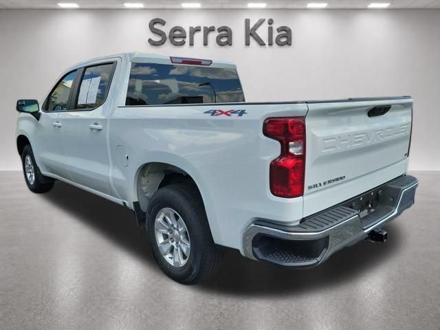 Used 2025 Chevrolet Silverado 1500 LT AWD/4WD image 3
