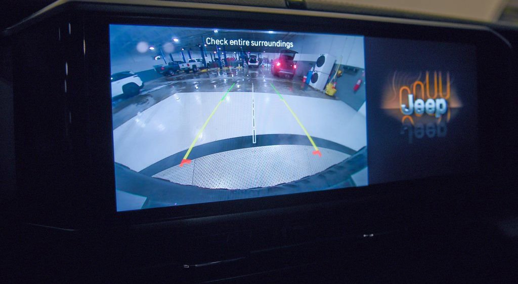 Used 2024 Jeep Wrangler Unlimited Rubicon 4xe image 19