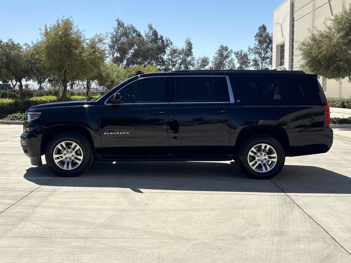 Used 2017 Chevrolet Suburban LT AWD/4WD image 6