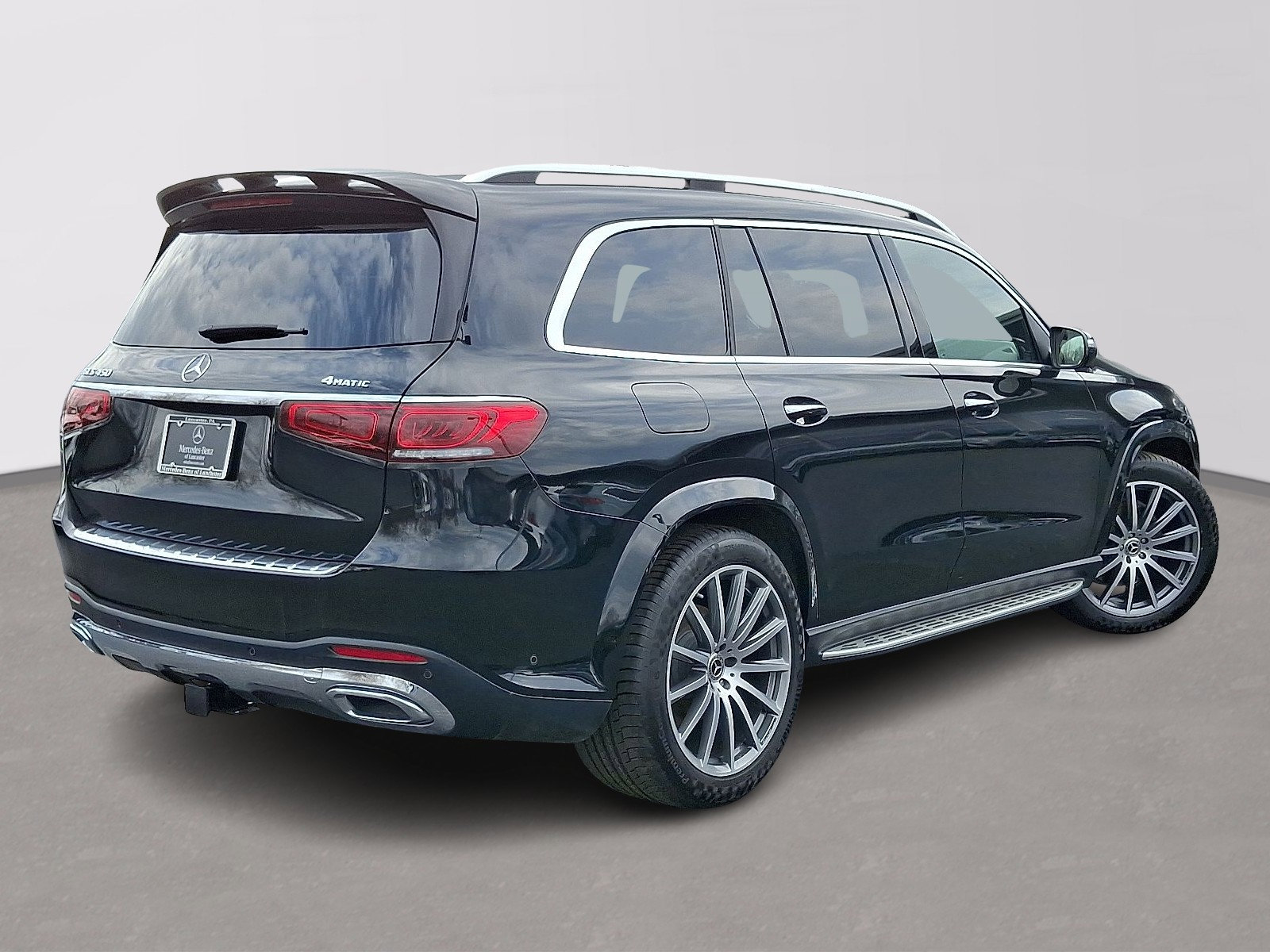 Used 2023 Mercedes-Benz GLS 450 4MATIC image 4