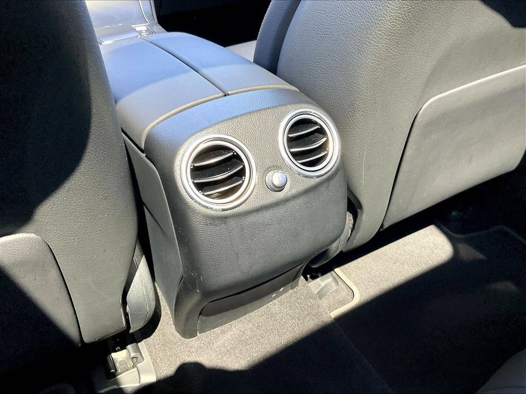 Certified 2022 Mercedes-Benz GLC 300 image 12
