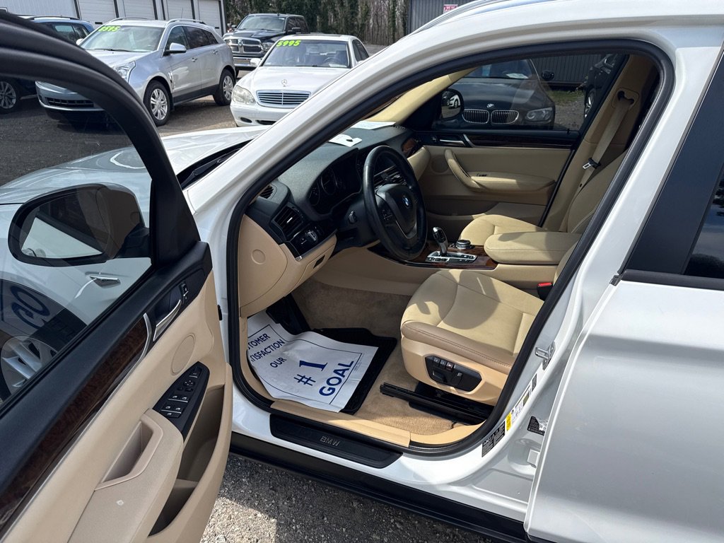 Used 2015 BMW X3 xDrive28i image 9