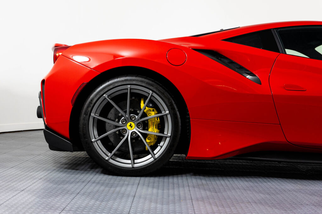Certified 2020 Ferrari 488 Pista image 24