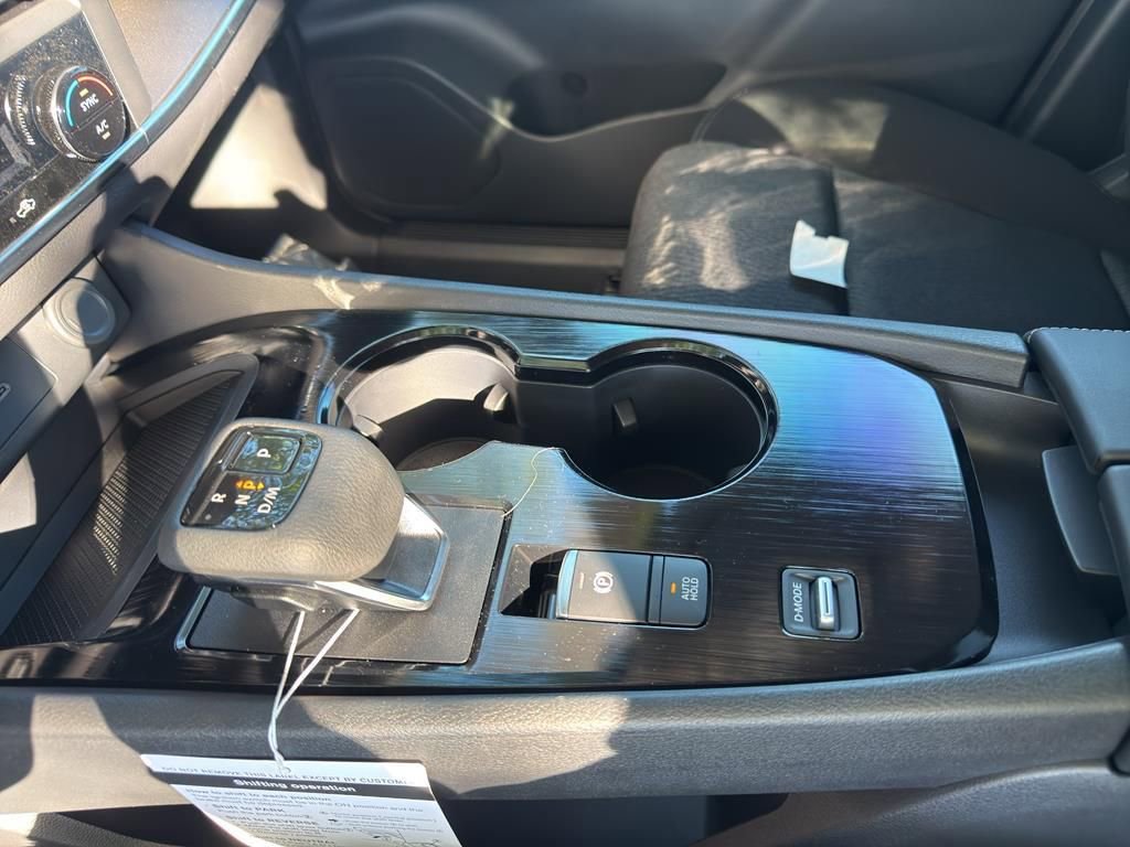 New 2026 Nissan Rogue SV image 27