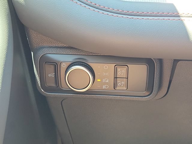 Used 2026 Ford Explorer Active RWD image 13