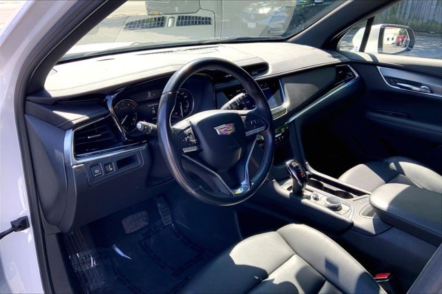 Used 2023 Cadillac XT6 Luxury AWD/4WD image 14