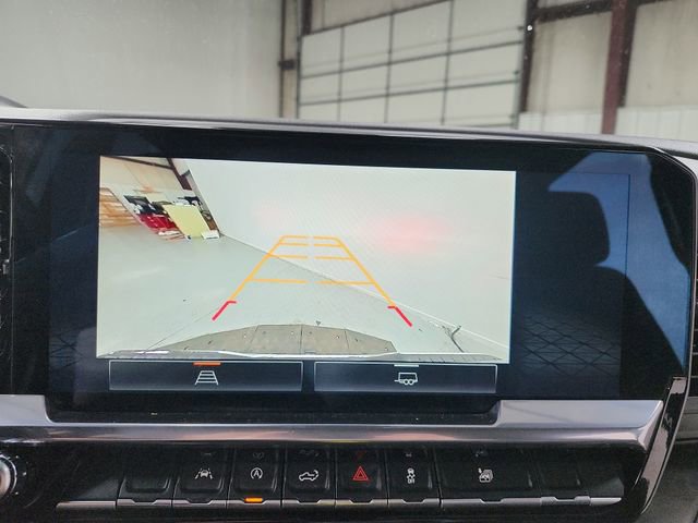 Used 2024 GMC Sierra 1500 SLT image 27