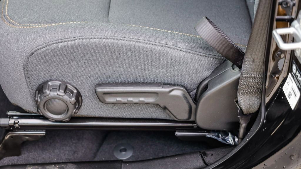 New 2026 Jeep Gladiator Sport image 23