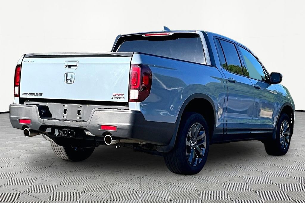 Used 2023 Honda Ridgeline Sport image 6