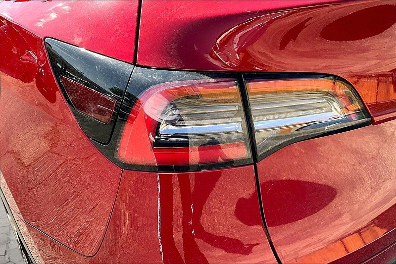 Used 2020 Tesla Model Y Long Range image 27