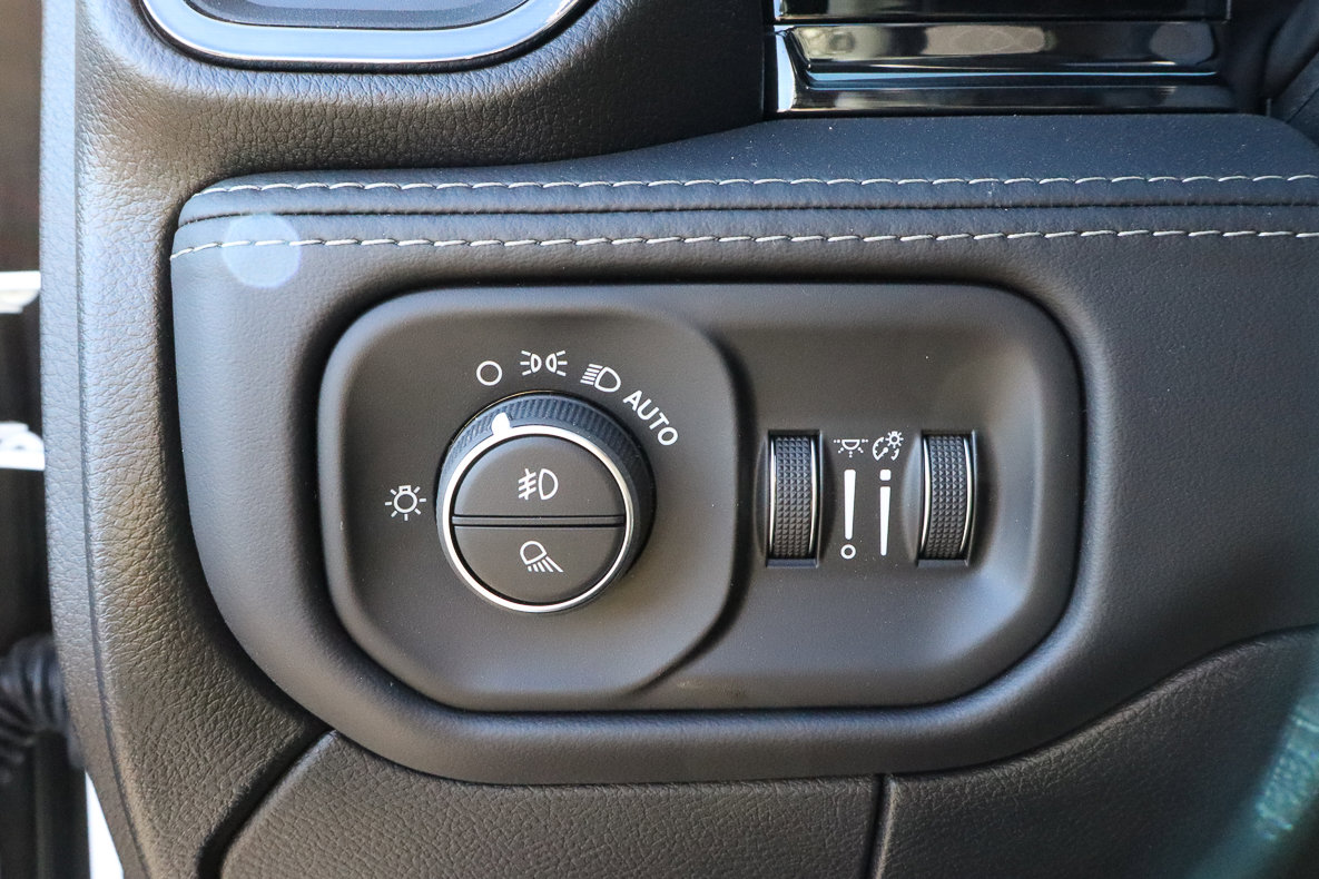 New 2026 RAM 3500 Limited image 16