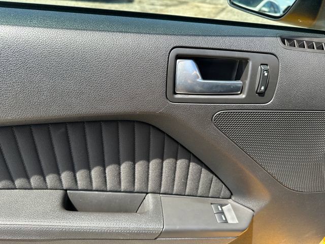 Used 2013 Ford Mustang Boss 302 w/ Boss 302 Accessory Pkg image 17