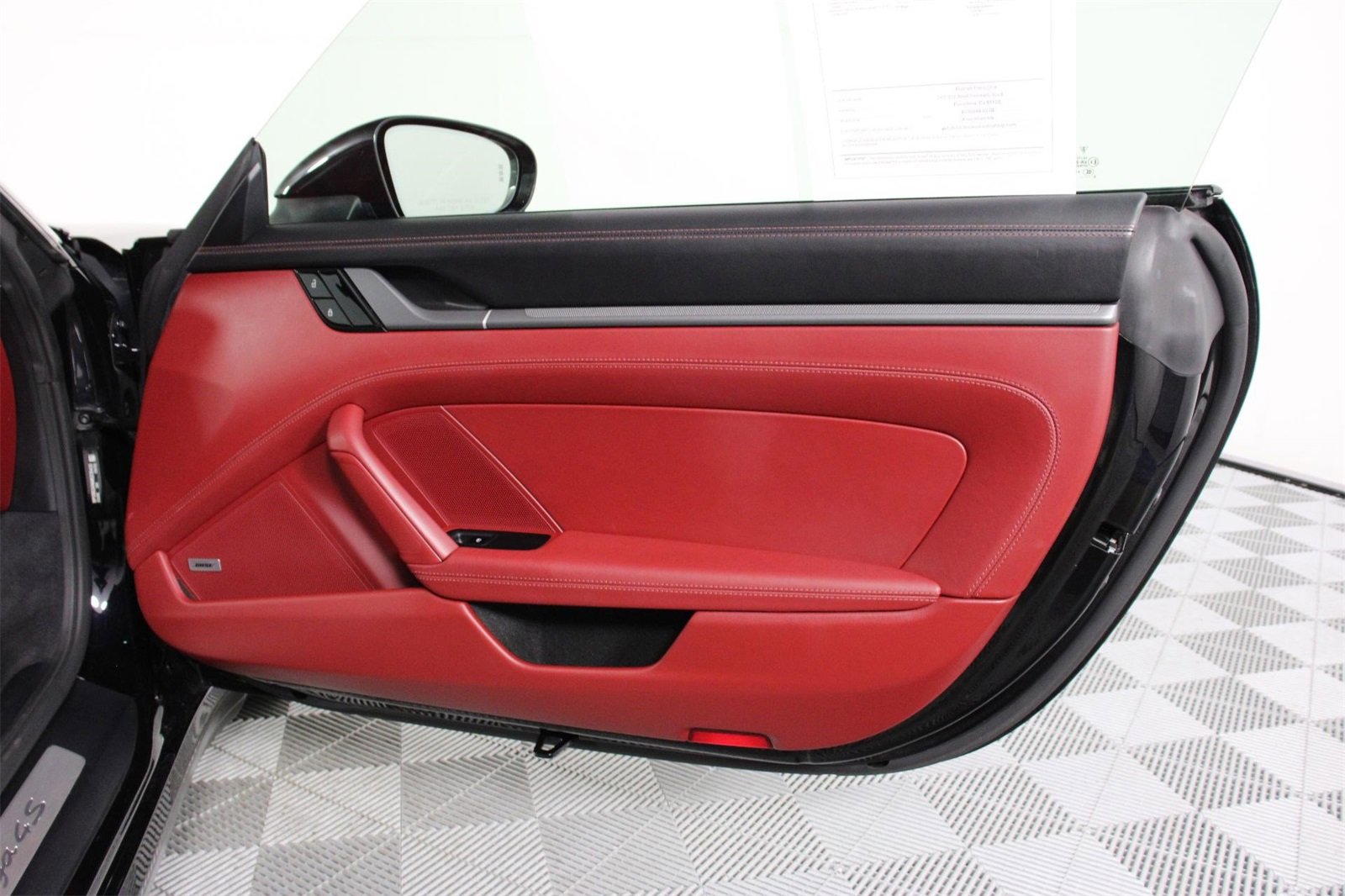 Used 2021 Porsche 911 Targa 4S image 23