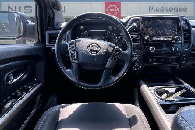 Used 2024 Nissan Titan SV w/ SV Bronze Edition Package AWD/4WD image 9