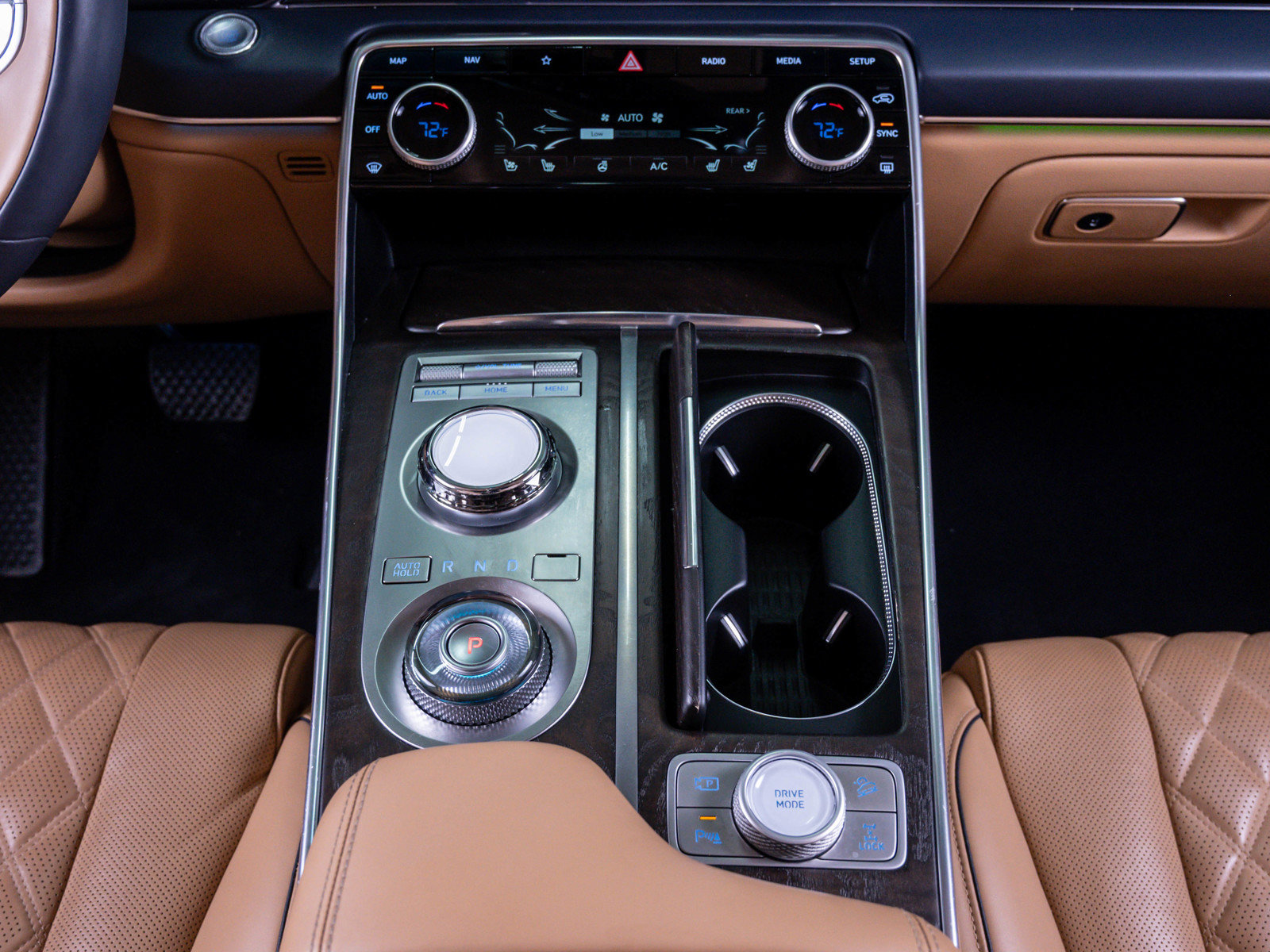 Used 2023 Genesis GV80 3.5T w/ Prestige Matte Package image 29