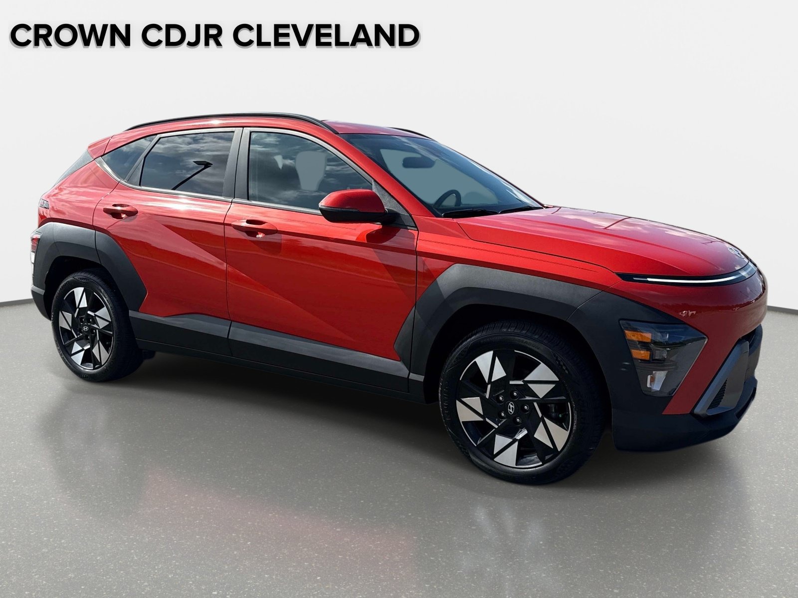 Used 2024 Hyundai Kona SEL FWD image 2