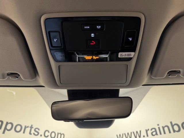 Used 2025 Toyota Grand Highlander AWD image 18