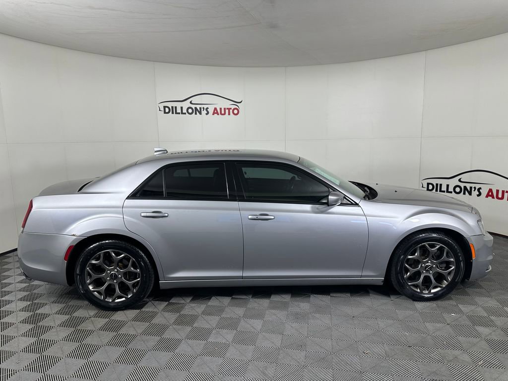 Used 2016 Chrysler 300 S image 8