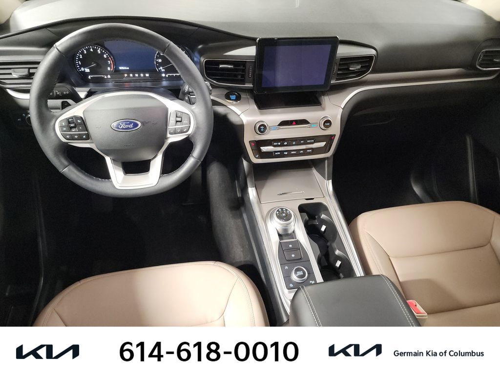 Used 2020 Ford Explorer XLT w/ Equipment Group 202A image 16