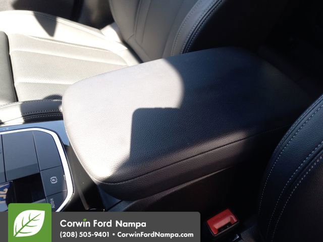 Used 2025 BMW X4 xDrive30i image 19