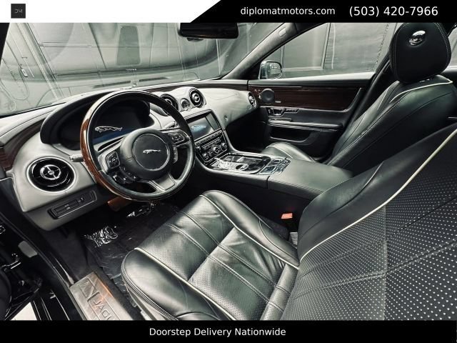Used 2015 Jaguar XJ L Portfolio AWD/4WD image 17