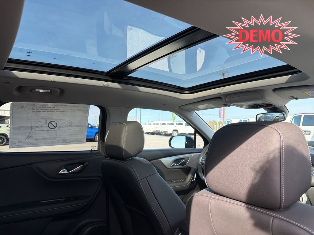 New 2026 Chevrolet Blazer LT w/ LPO, Black Sport Package image 24