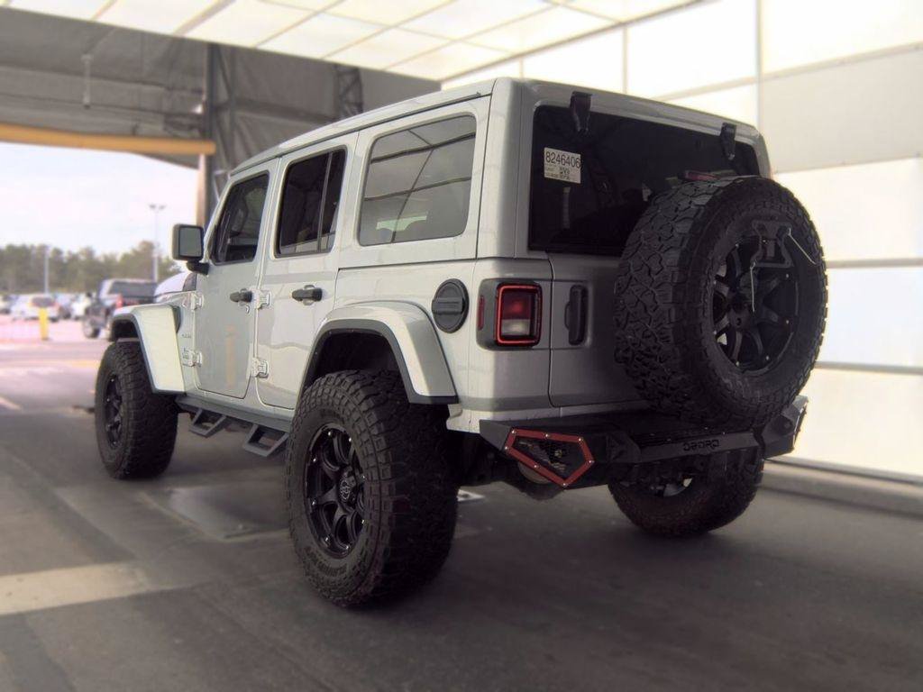 Used 2023 Jeep Wrangler Unlimited Sahara w/ Cold Weather Group AWD/4WD image 5