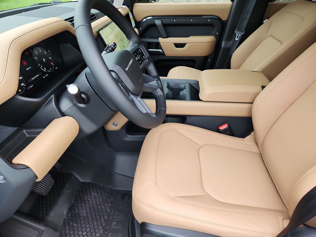 New 2026 Land Rover Defender 110 X-Dynamic SE AWD/4WD image 21