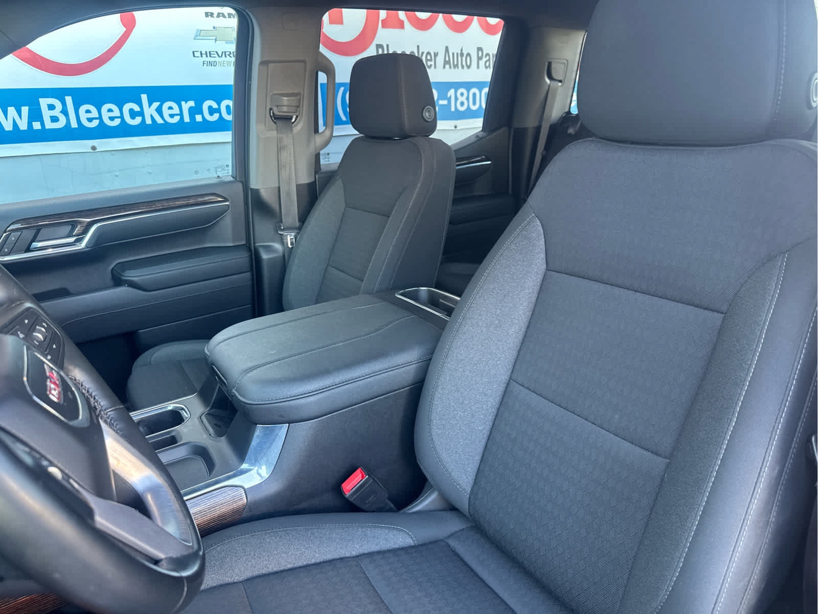 Used 2023 GMC Sierra 1500 Elevation AWD/4WD image 38