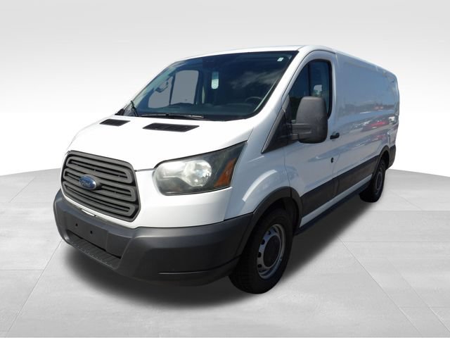 Used 2016 Ford Transit 150 130 Low Roof RWD image 3