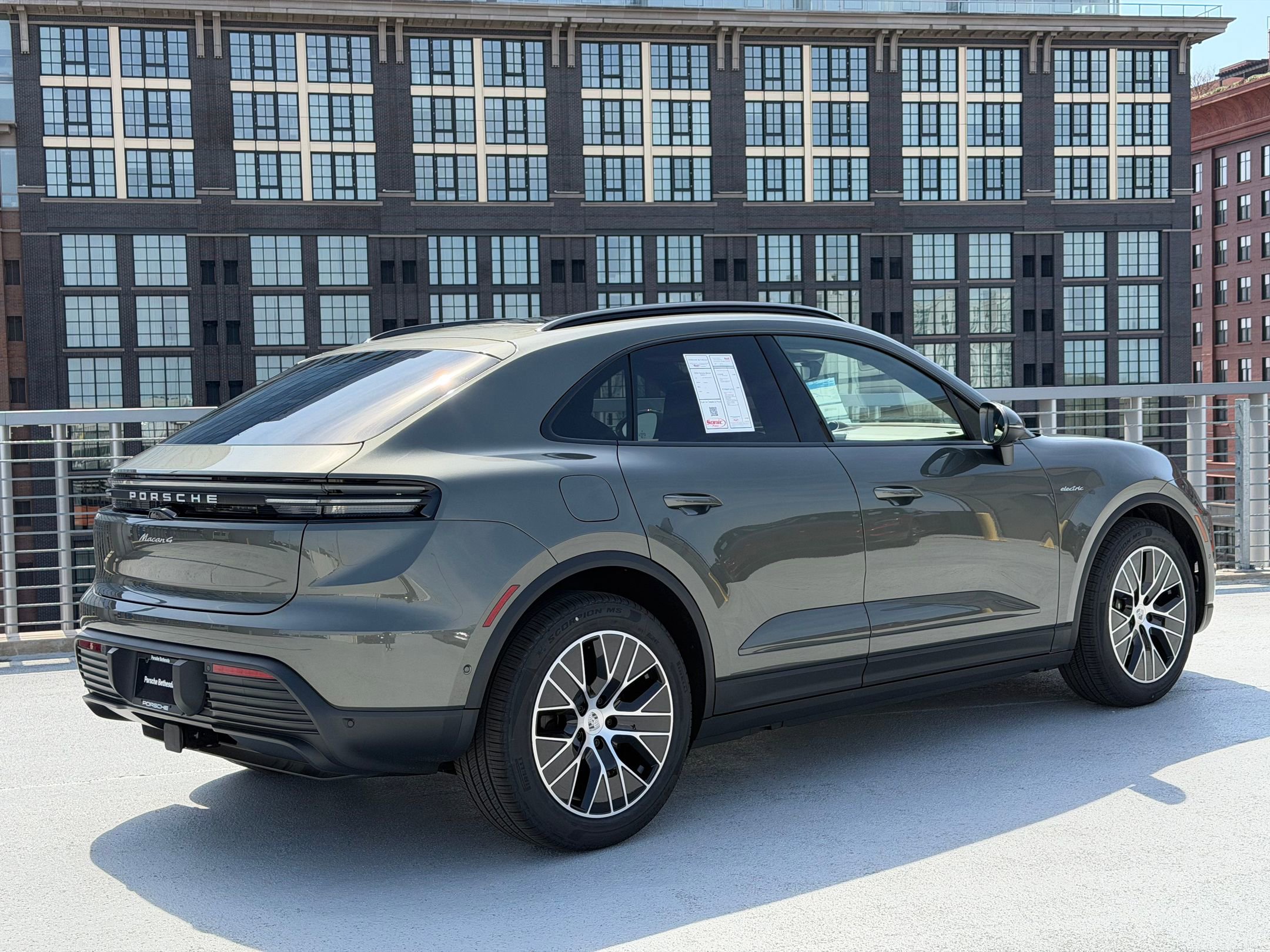 New 2026 Porsche Macan 4 Electric AWD/4WD image 7
