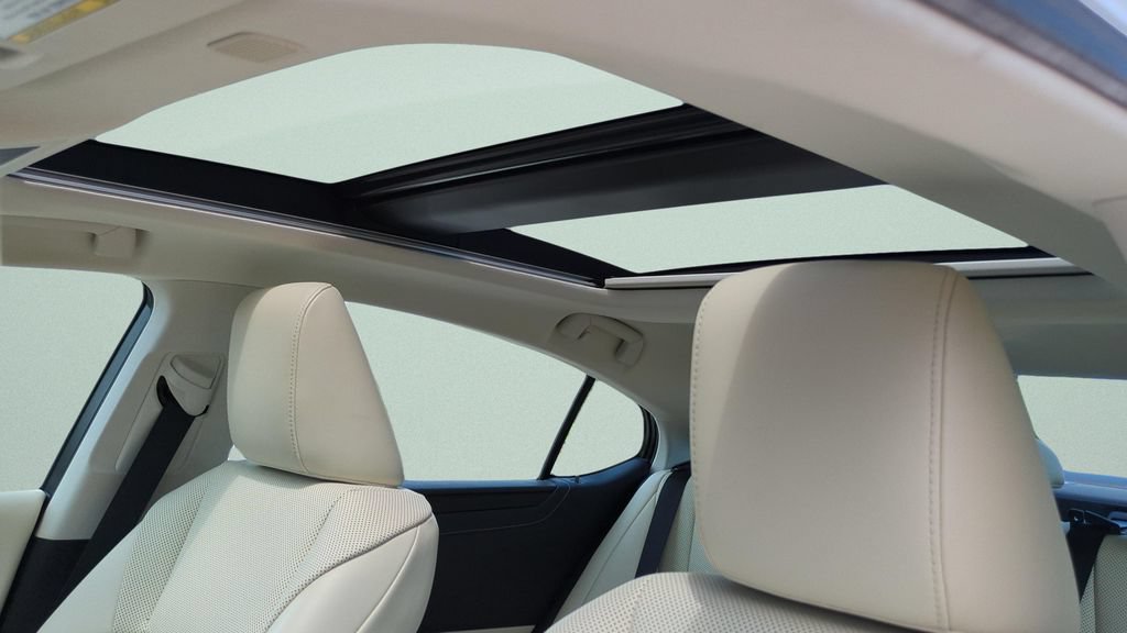 Used 2022 Lexus ES 350 w/ Premium Package FWD image 16