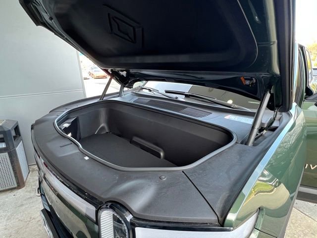 Used 2024 Rivian R1S Adventure image 34