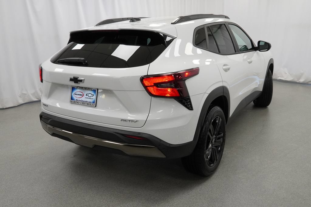 New 2026 Chevrolet Trax ACTIV w/ Driver Confidence Package FWD image 2
