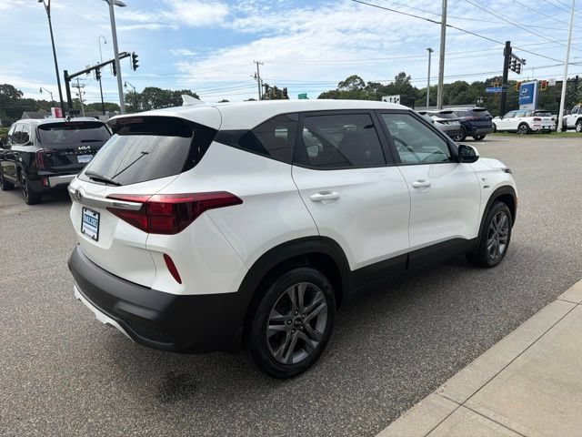 Used 2021 Kia Seltos LX w/ Paint Protection Package AWD/4WD image 7