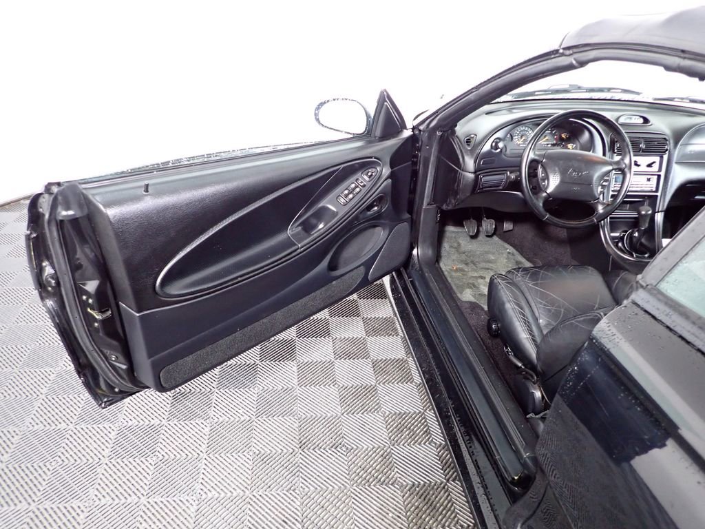 Used 1994 Ford Mustang GT image 18