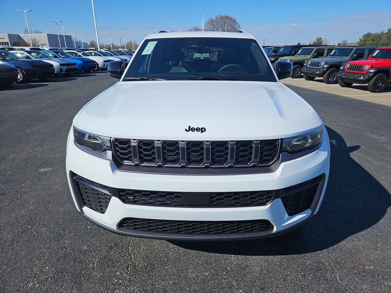 New 2026 Jeep Grand Cherokee Altitude AWD/4WD image 2