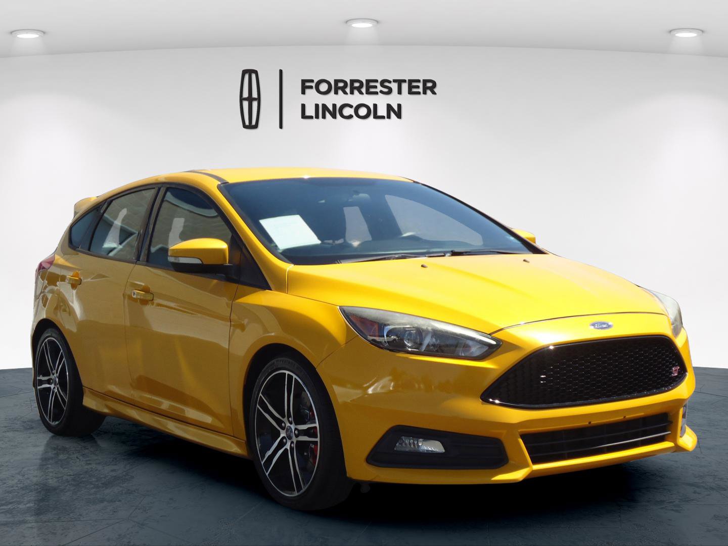 Used 2015 Ford Focus ST w/ Equipment Group 401A