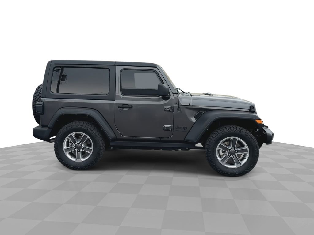 Used 2022 Jeep Wrangler Sport AWD/4WD image 5