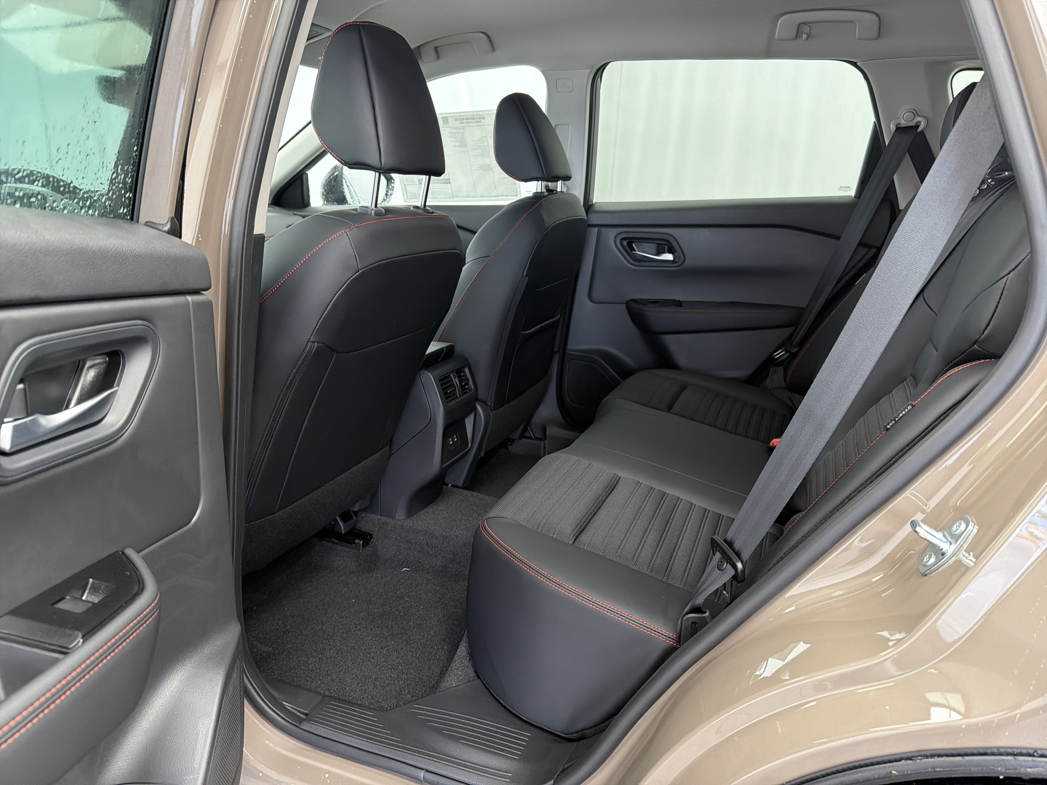 New 2026 Nissan Rogue SV AWD/4WD image 14