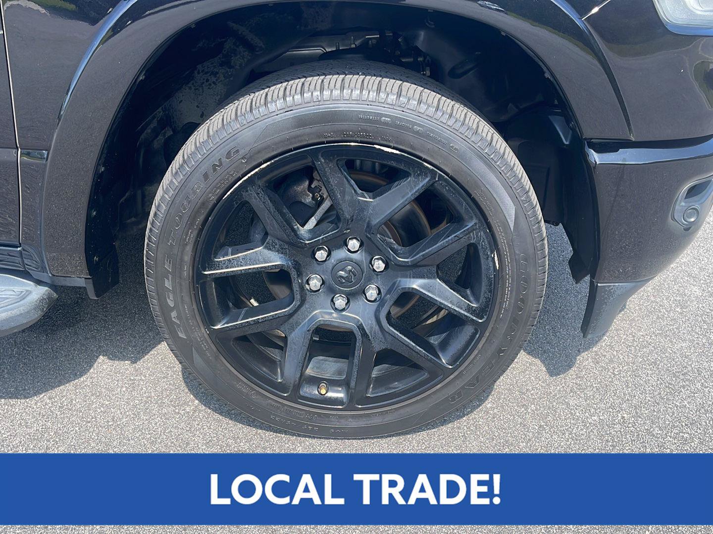 Used 2021 RAM 1500 Laramie w/ Night Edition AWD/4WD image 9