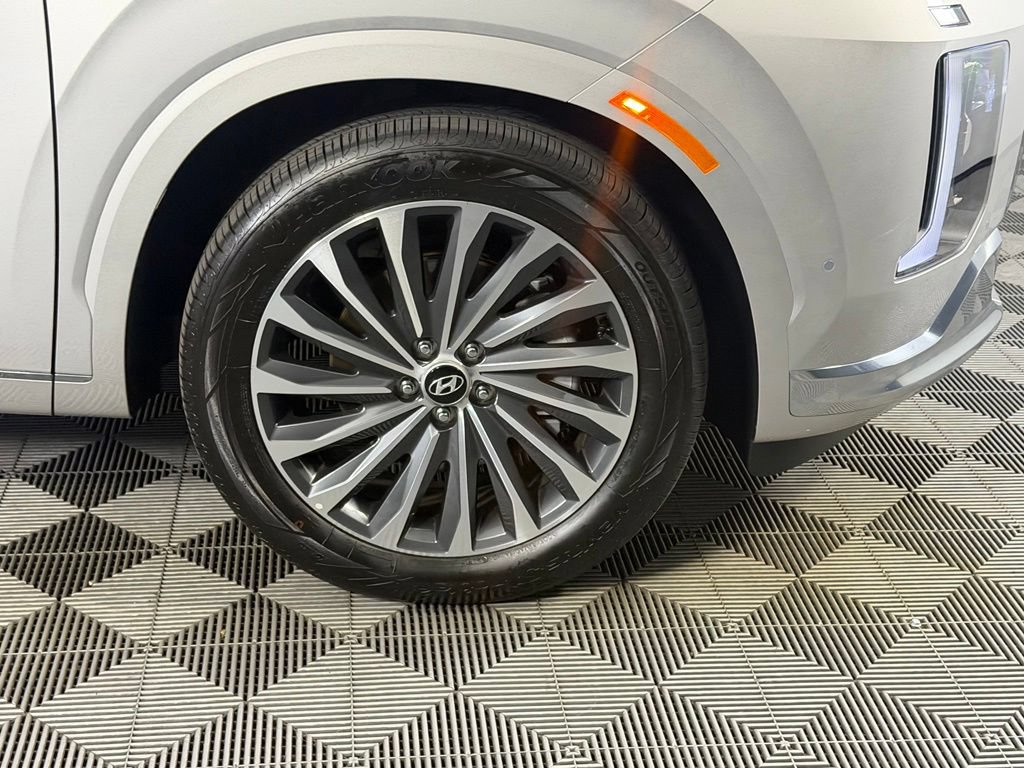 Used 2025 Hyundai Palisade Calligraphy AWD/4WD image 12