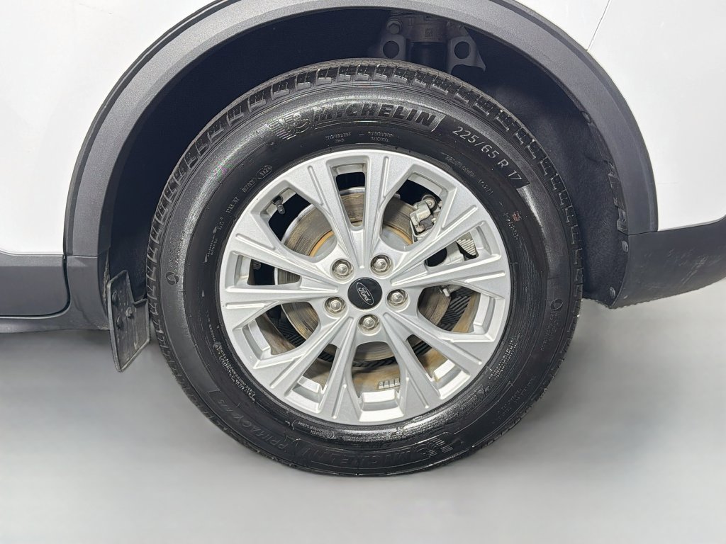 Used 2025 Ford Escape Active FWD image 28