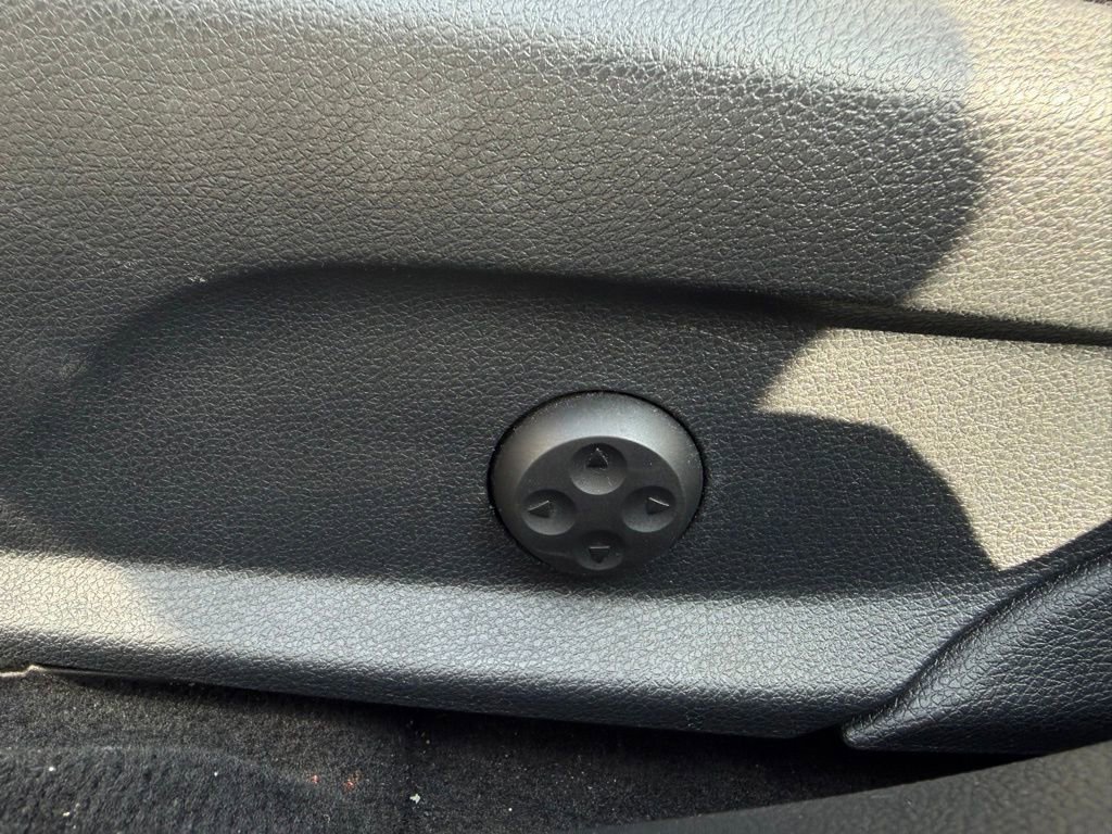 Used 2016 Mercedes-Benz C 300 Sedan w/ Multimedia Package image 16