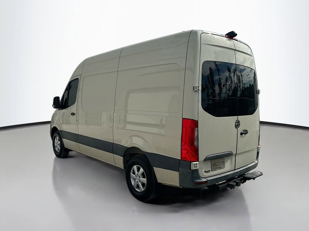 Used 2019 Freightliner Sprinter 144 image 5