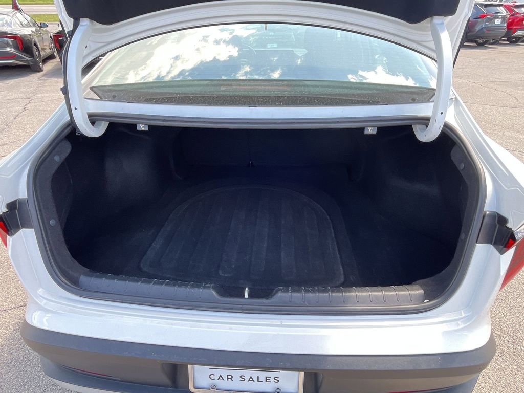 Used 2025 Kia K4 LXS image 29