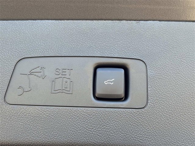 New 2026 Lincoln Corsair Premiere image 13